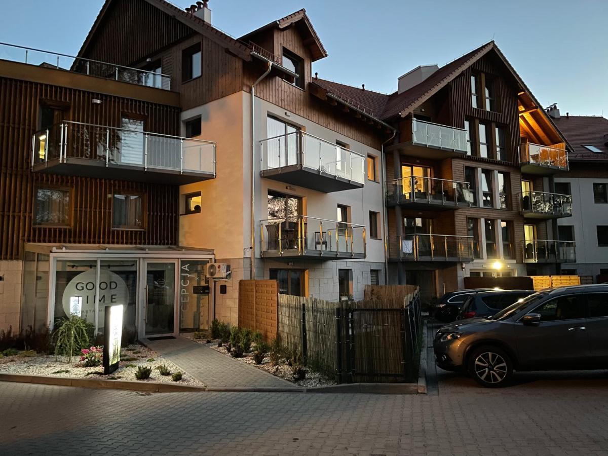Stone Hill ชกลาร์สกา ปอเรมบา ภายนอก รูปภาพ